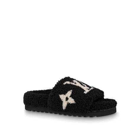 lv shearling slides - LOUIS VUITTON Shearling Magnetic Flat Mule 38 Black 1560069 .